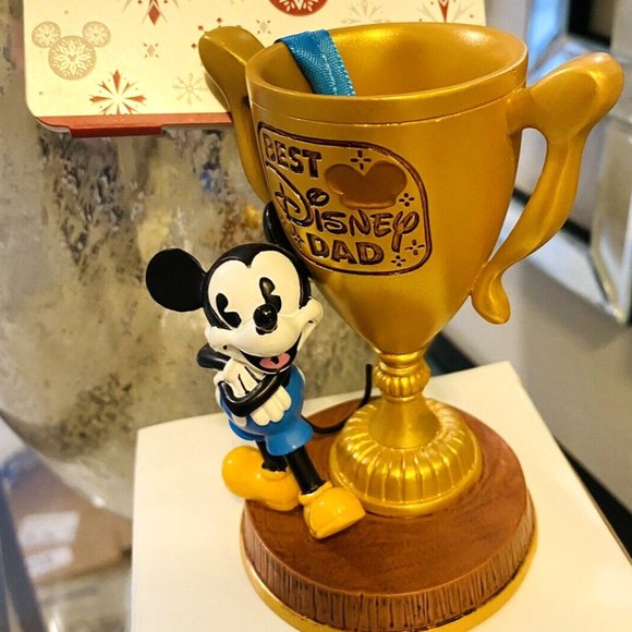 Disney MICKEY MOUSE Trophy Best Disney Dad Christmas Ornament Sketchbook NWT - Picture 2 of 10